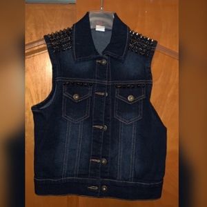 Jean Vest